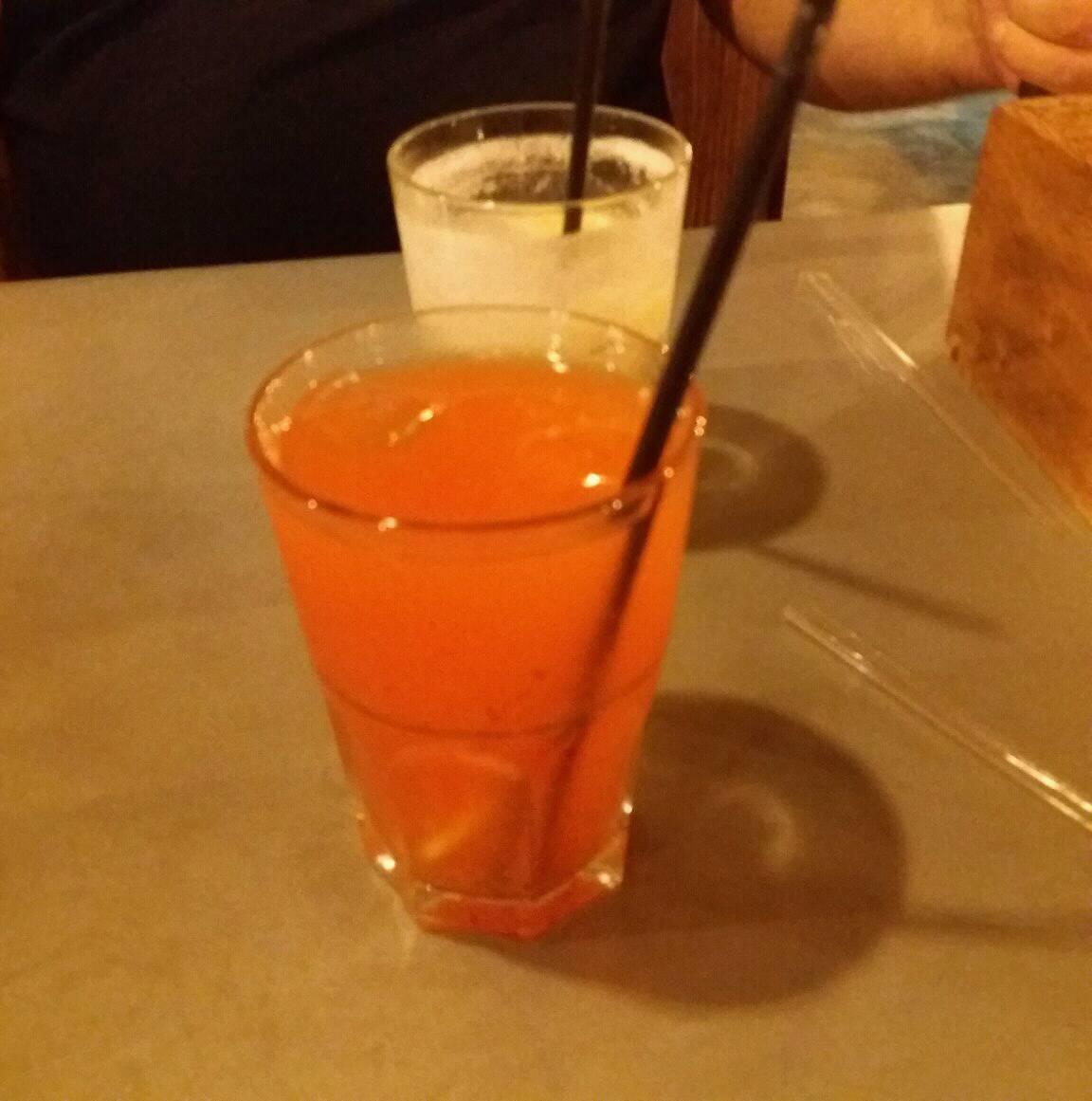 37923503_10213954021739719_3706952222676877312_o