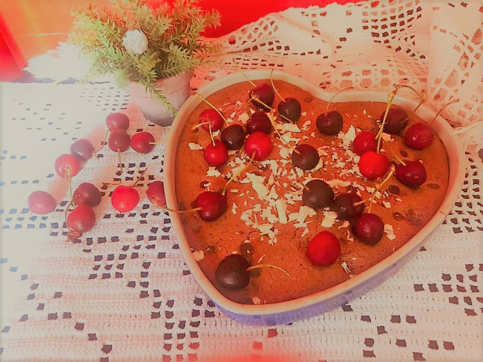 Bolo maravilhoso de chocolate e&nbsp;cerejas