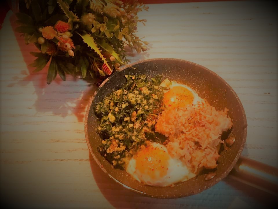 Alheira com ovos e espinafres…que jantar&nbsp;rápido!