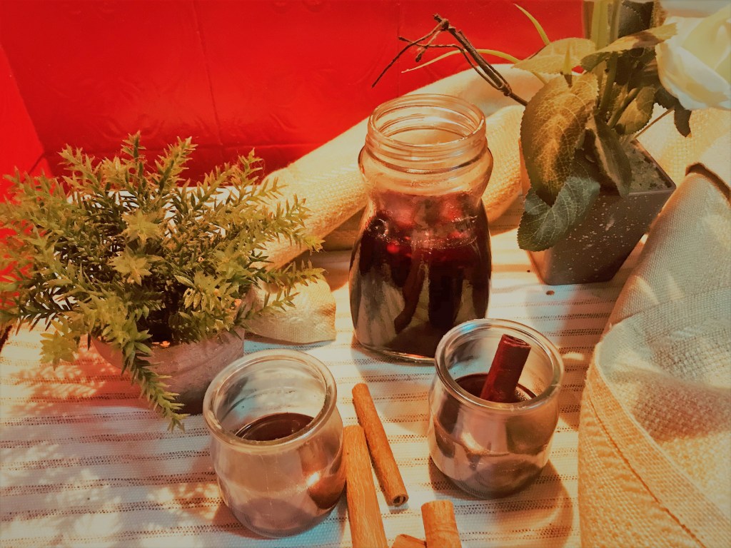 Sangria quente de frutos vermelhos e vinho do&nbsp;Porto