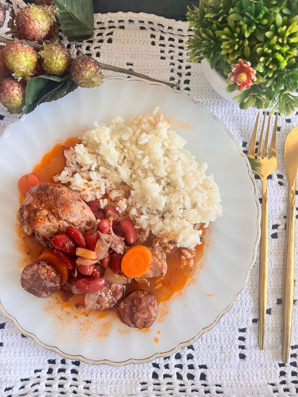 Aprenda a Preparar Feijoada de Frango&nbsp;Fácil